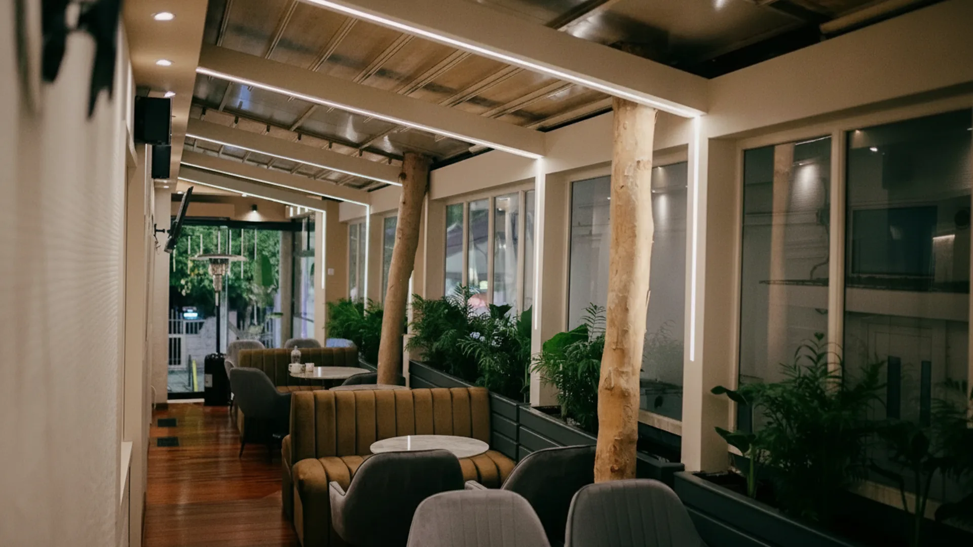 Σχετικά με το Vibe Hookah Lounge